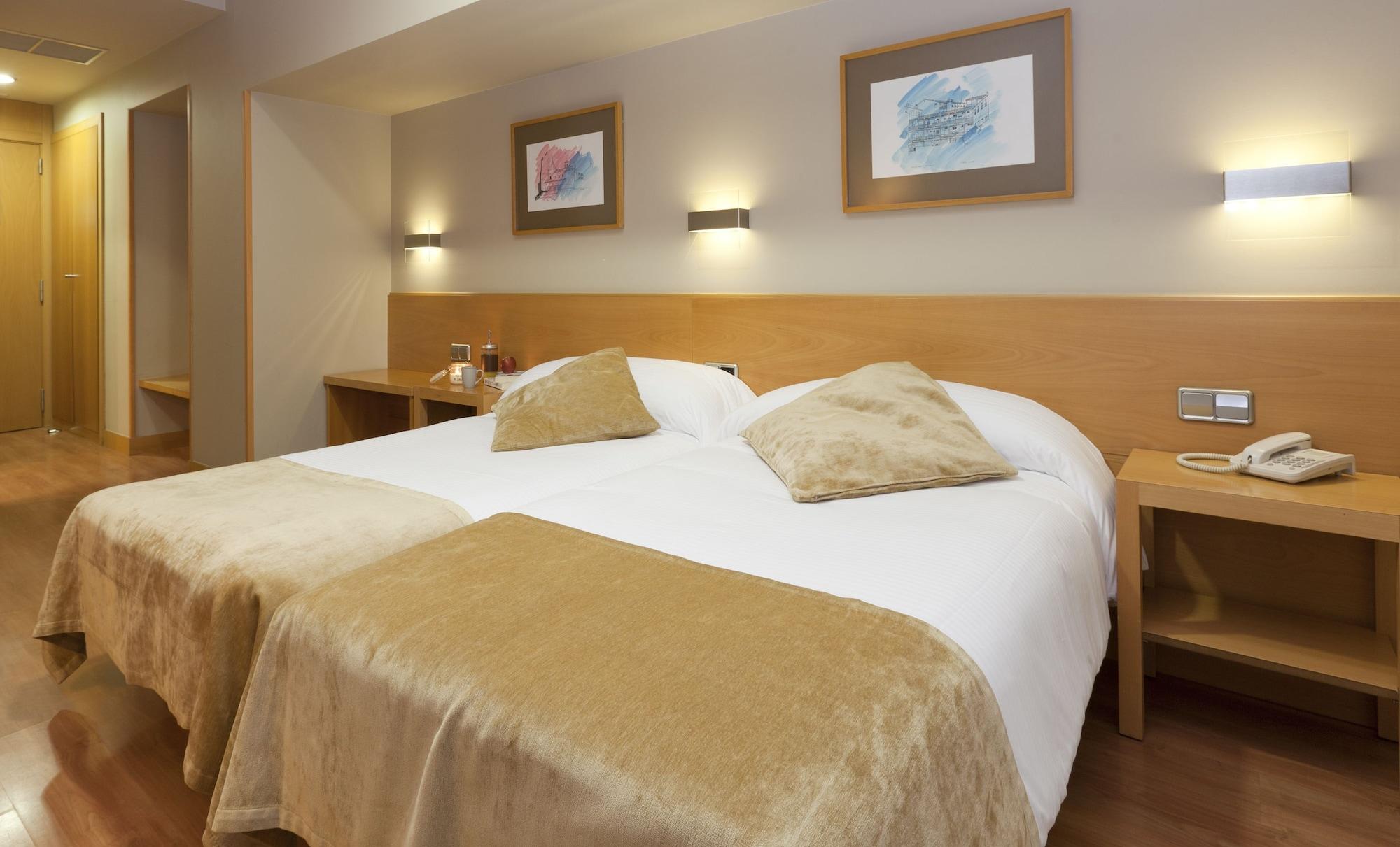 Hotel Victoria 4 Puerta del Sol Madrid Esterno foto